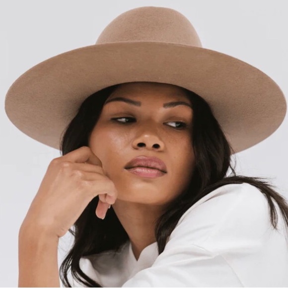 Gigi Pip Dakota Triangle Crown - Picture 7 of 10